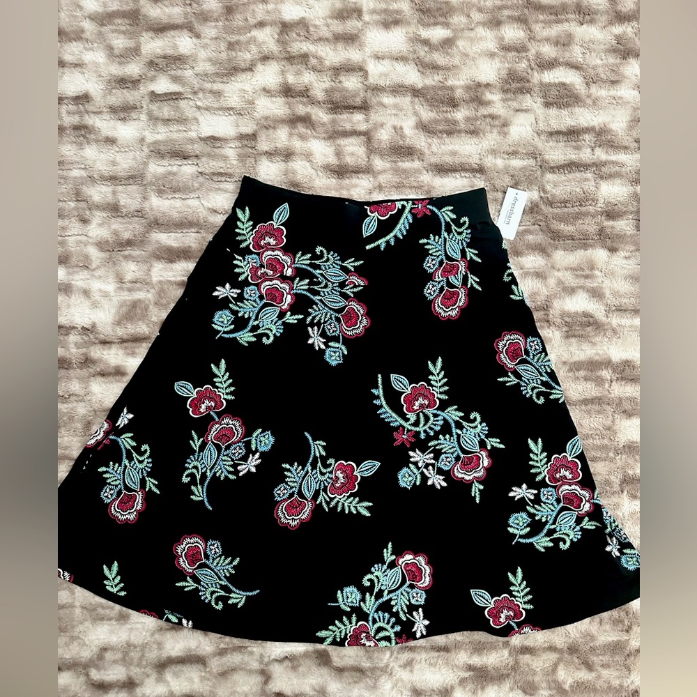 Dress Barn black skirt with floral design, size medium